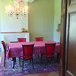 Domaine De Roucayrols Couette-café Ambres