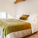 Domaine De Roucayrols 4*