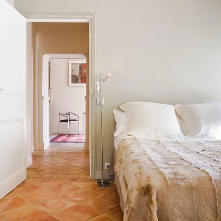 Domaine De Roucayrols Ambres