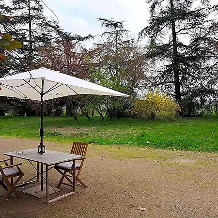 Domaine De Roucayrols Oda ve Kahvaltı Ambres