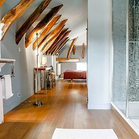 Domaine De Roucayrols Oda ve Kahvaltı 4*